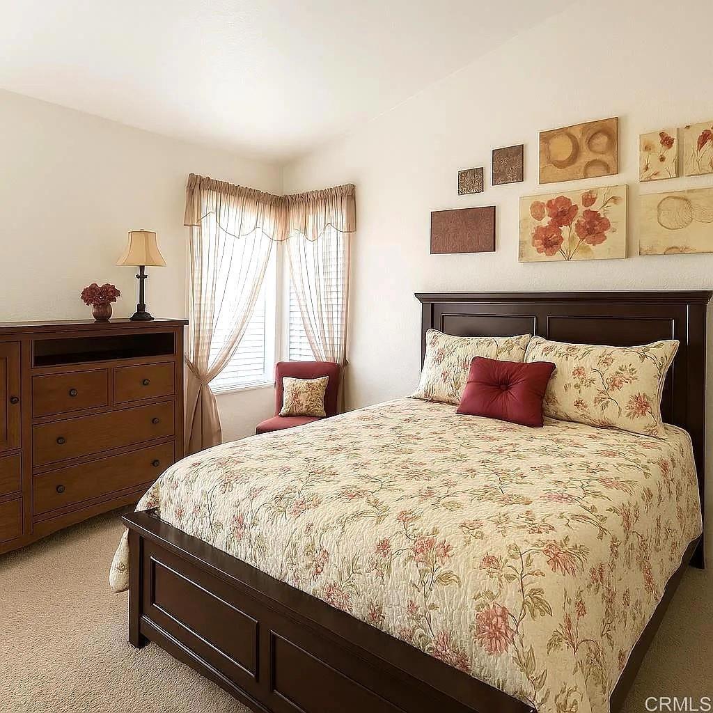 525 W El Norte Parkway 216