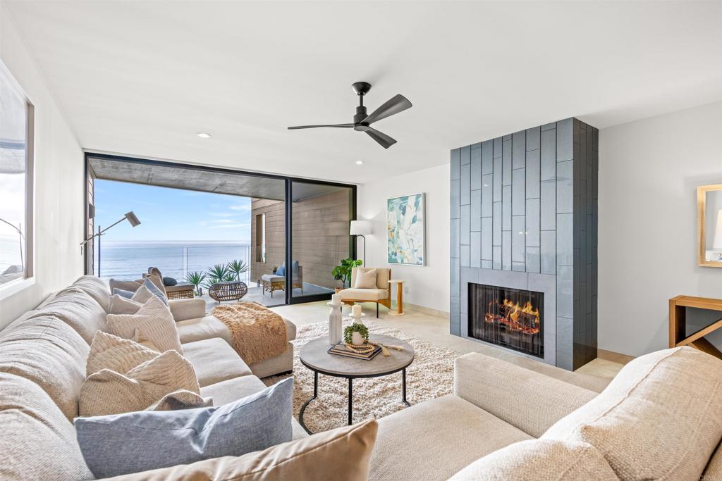 375 W I Street