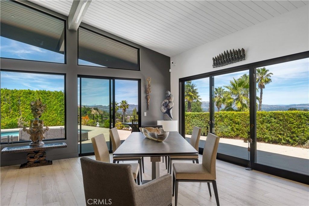 Photo of 4326 Coronet Drive, Encino, CA 91316 (MLS # SR26003101)