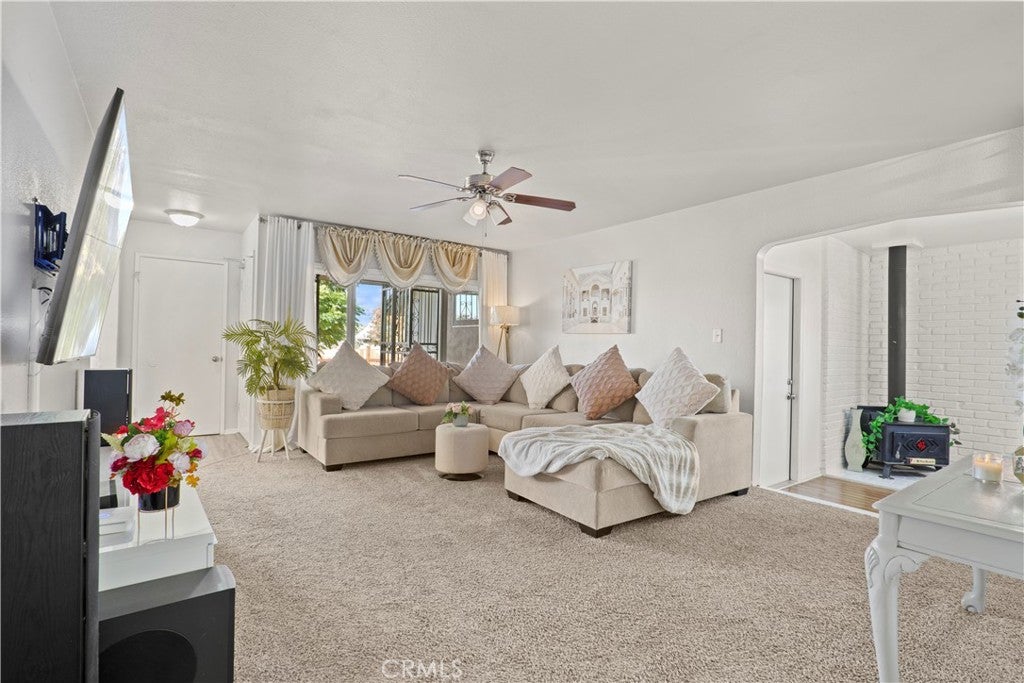 916 W Avenue J8