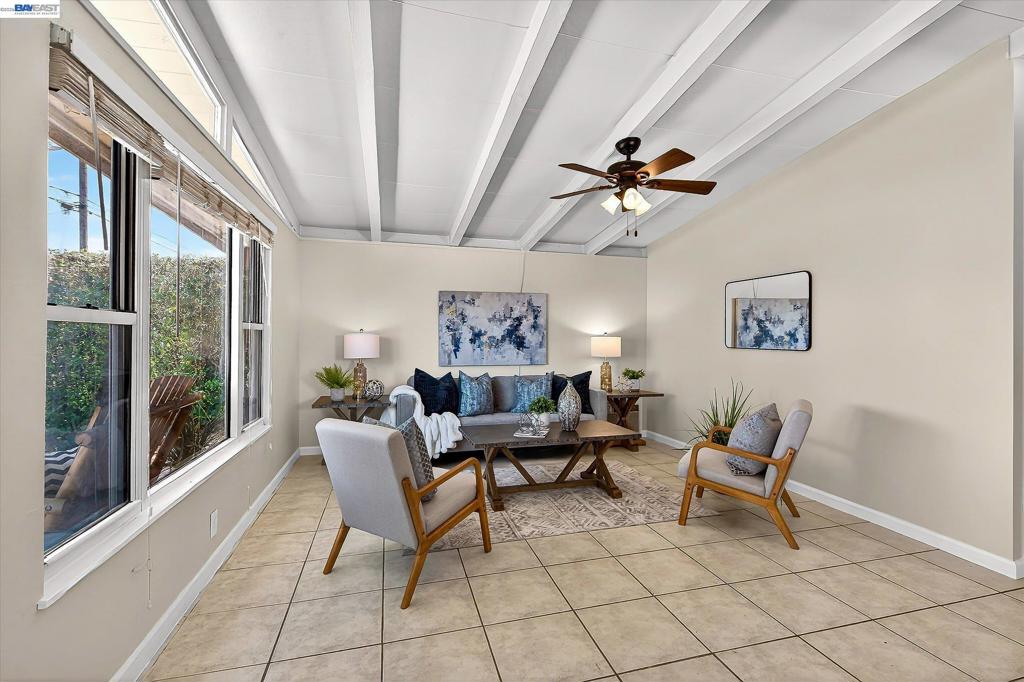 471 Bernal Ave