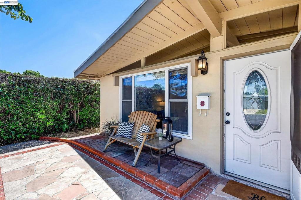 471 Bernal Ave