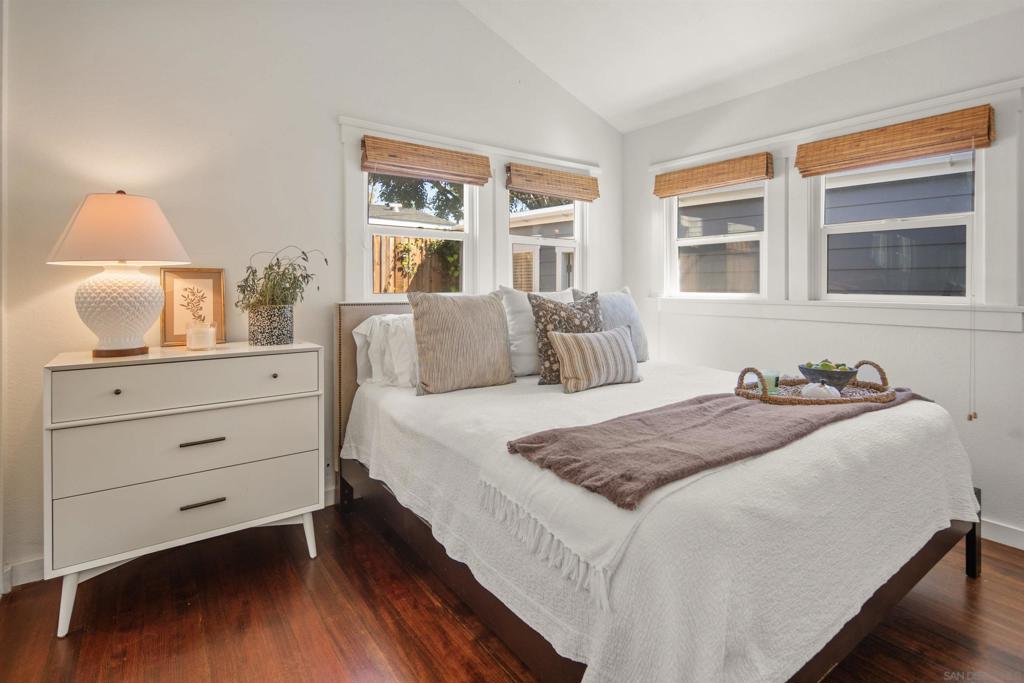 Coronado Village - Residential Lease