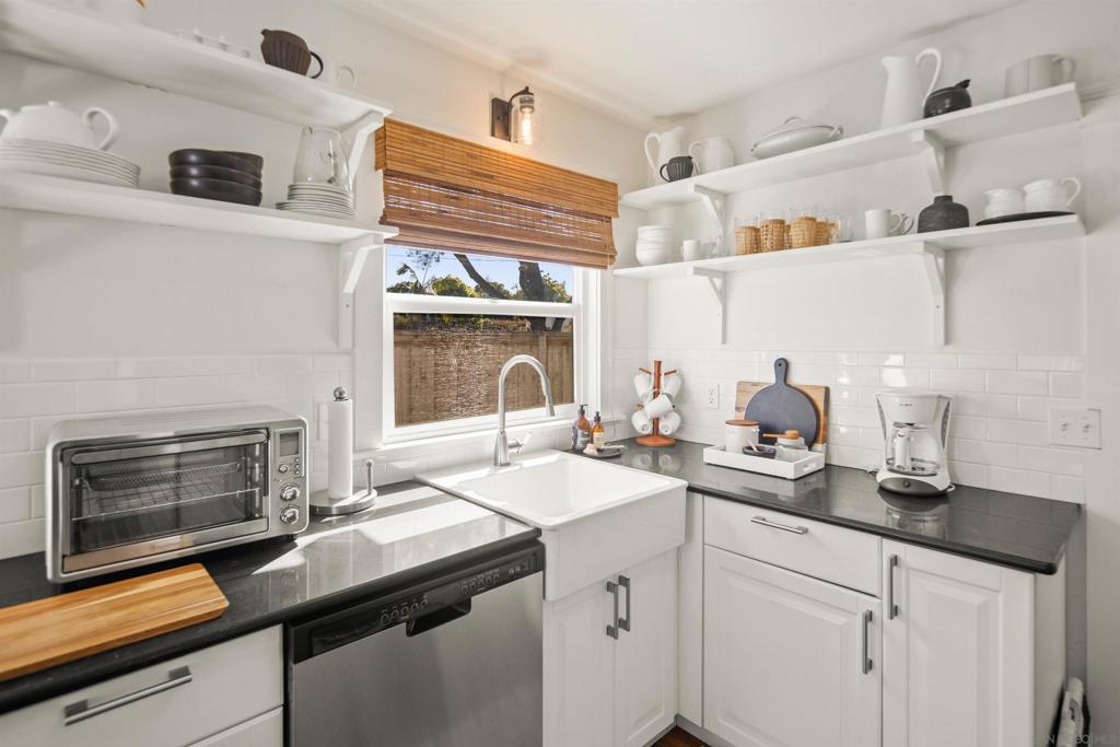 Coronado Village - Residential Lease