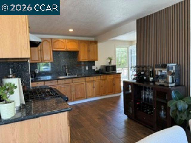 1811 Espanola Dr