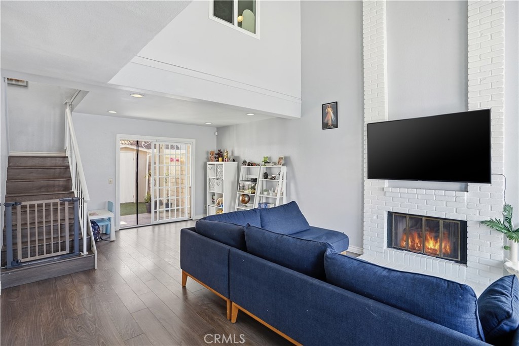 321 Burlington Common