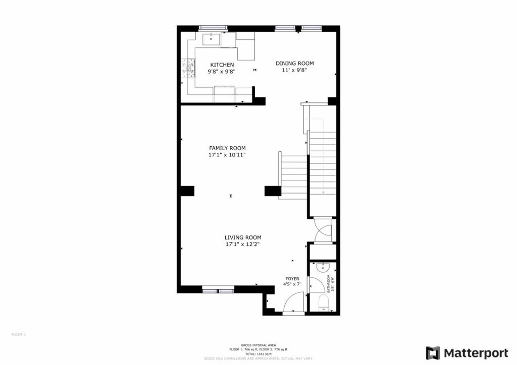 Main image without alt text