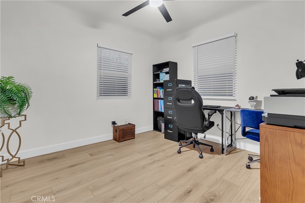 Los Cerritos (LC) - Residential