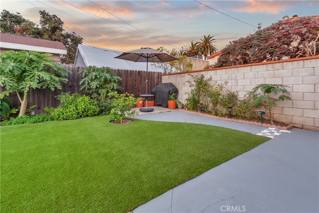 Los Cerritos (LC) - Residential