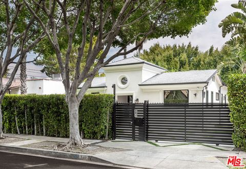 Photo of 540 Westmount Drive, West Hollywood, CA 90048 (MLS # 25602441) Photo of 540 Westmount Drive, West Hollywood, CA 90048 (MLS # 25602441)