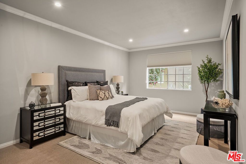 Photo of 11667 Gorham Avenue #206, Los Angeles, CA 90049 (MLS # 25619189)