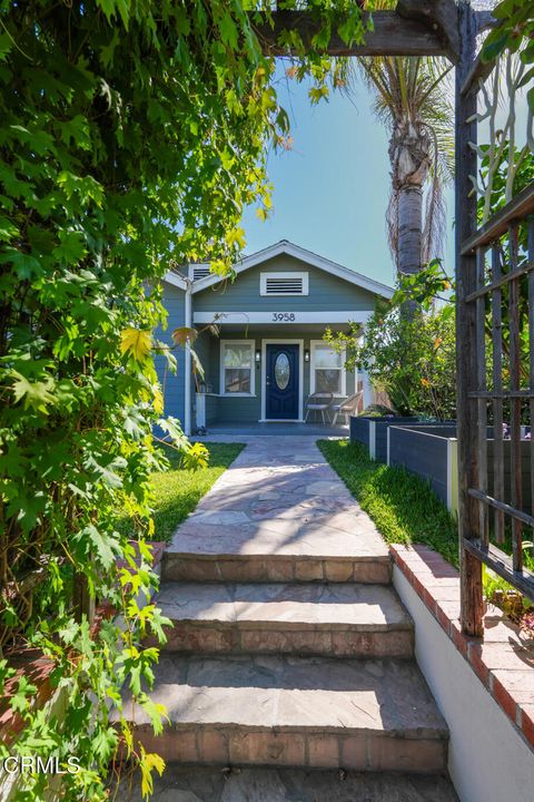 3958 Seneca Avenue Los Angeles CA 90039