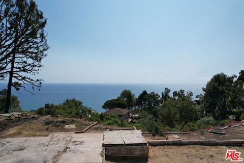 Photo of 20555 Little Rock Way, Malibu, CA 90265 (MLS # 26641265)