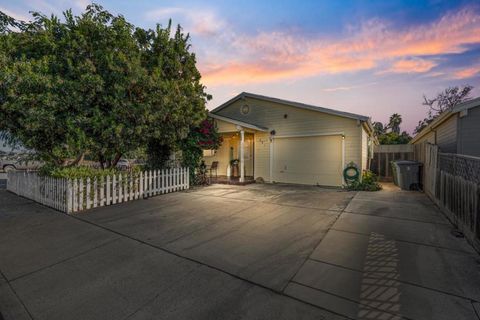 601 Chaparral Court Hollister CA 95023