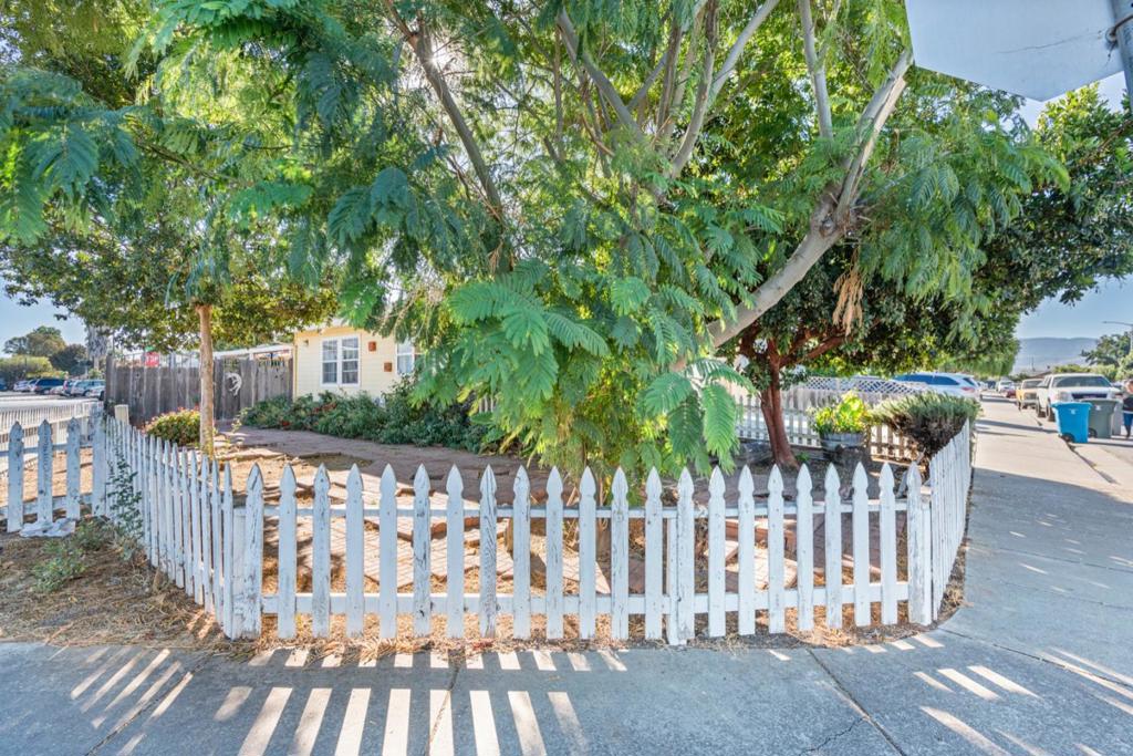 601 Chaparral Court