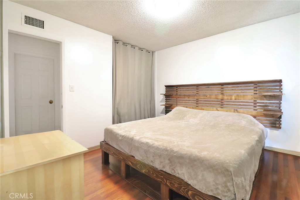 1422 Falstone Ave.
