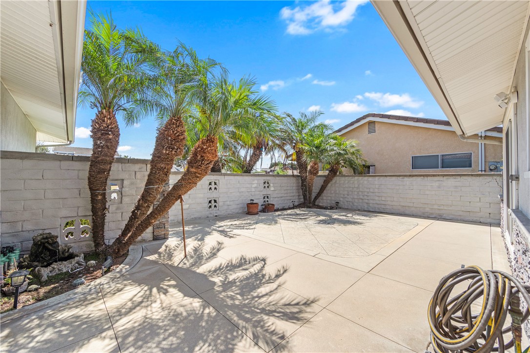 16705 Cedar Circle