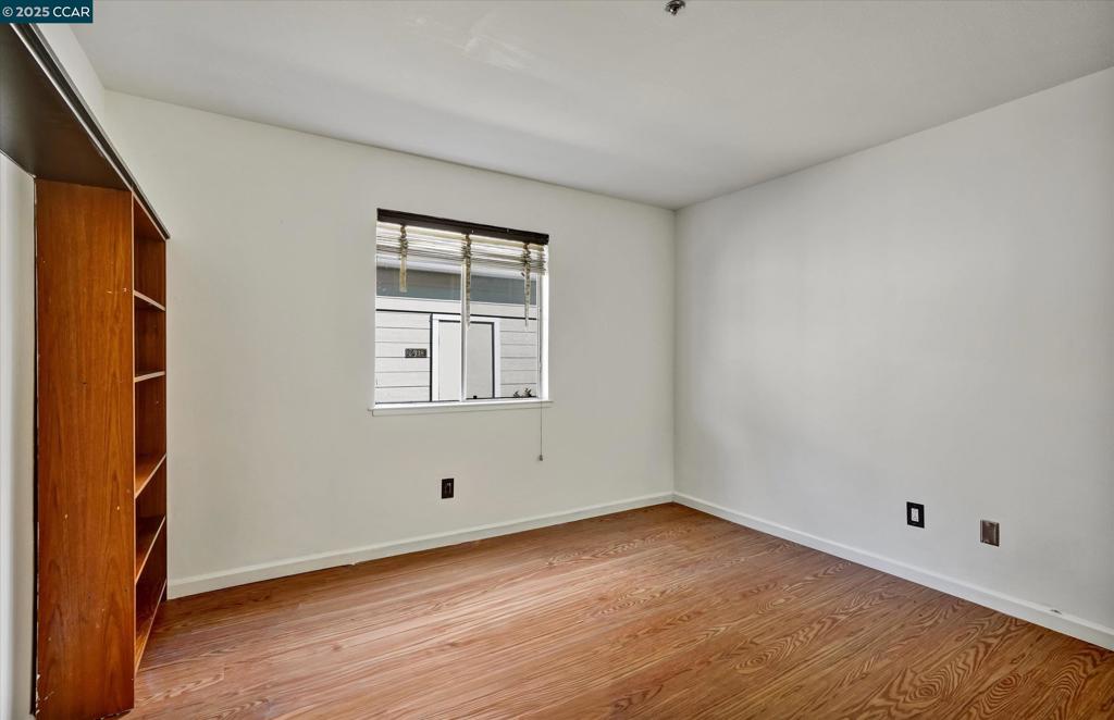 CLOCK TOWER GROV - Residential