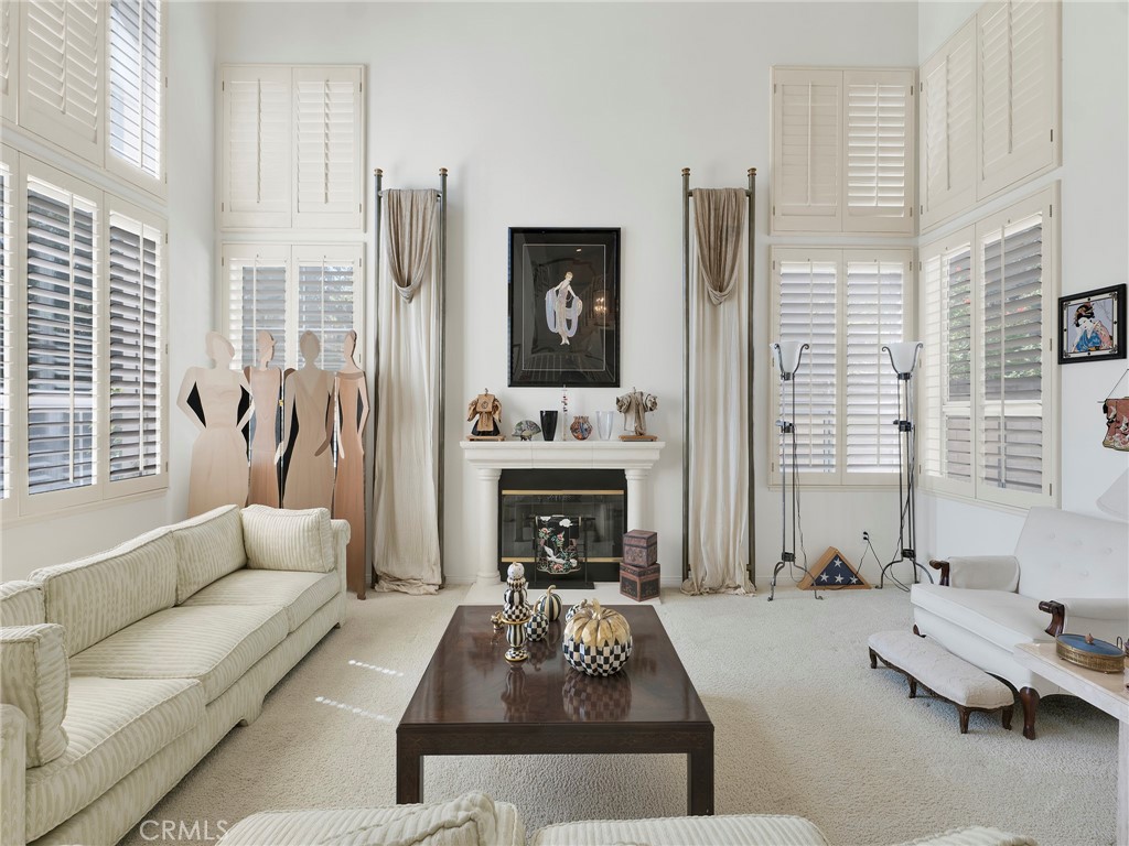3833 Waterford