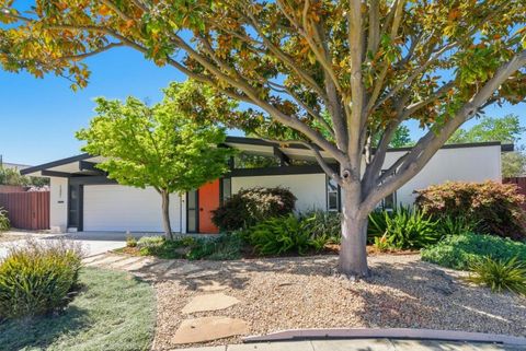 Photo of 1321 Lennox Way, Sunnyvale, CA 94087 (MLS # ML82037168)