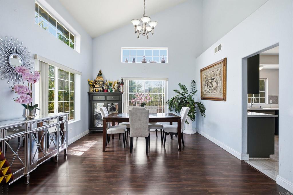 1737 Foxfire Court