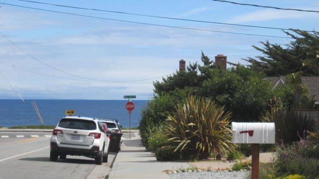 Photo of 127 Swift Street, Santa Cruz, CA 95060 (MLS # ML82048754)