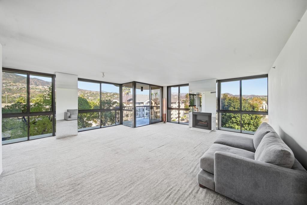 222 Monterey Road