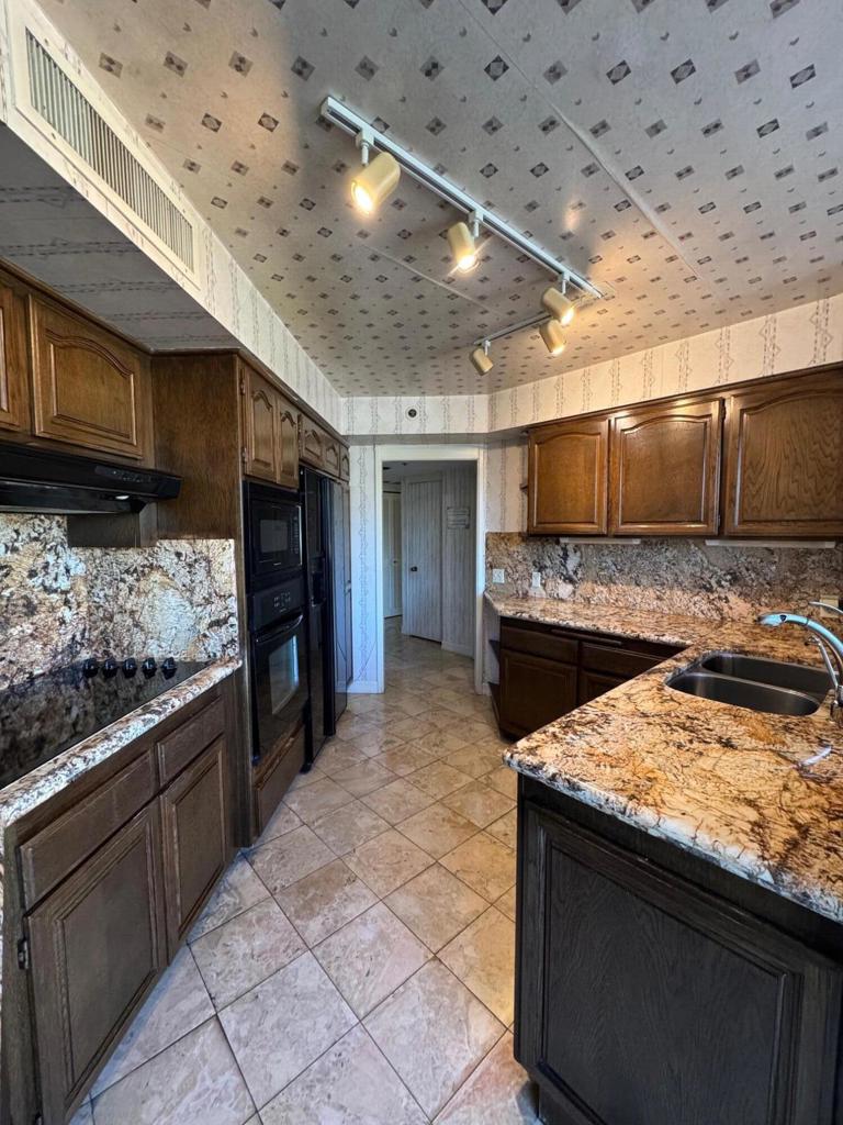 222 Monterey Road 306