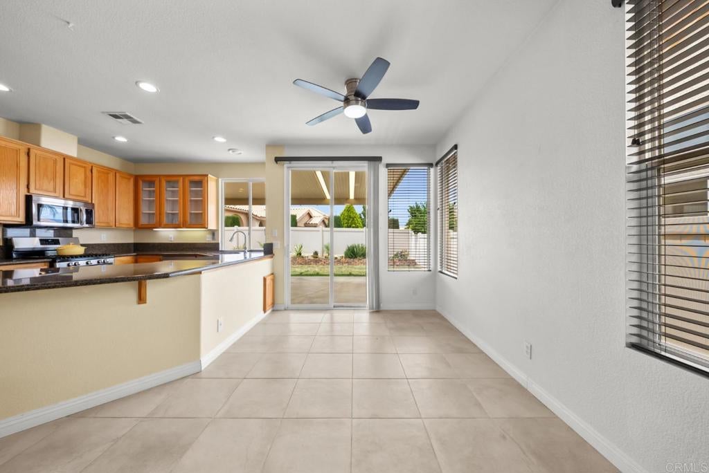 1619 Fairway Oaks Avenue