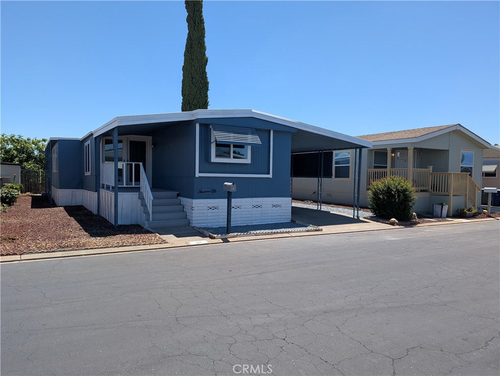 2240 Golden Oak Ln #28