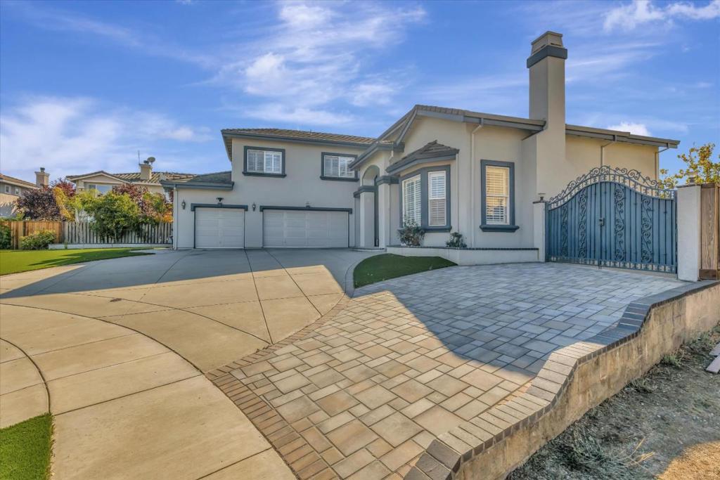 5213 Silvercrest Ridge Court