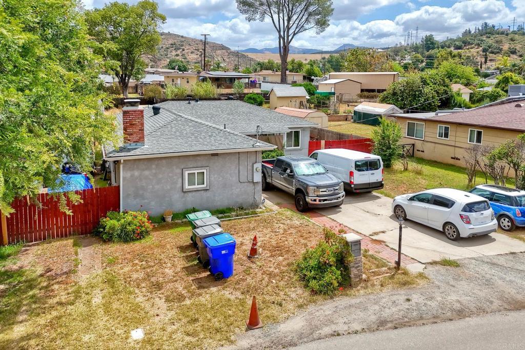 9747 Lakeview Rd.