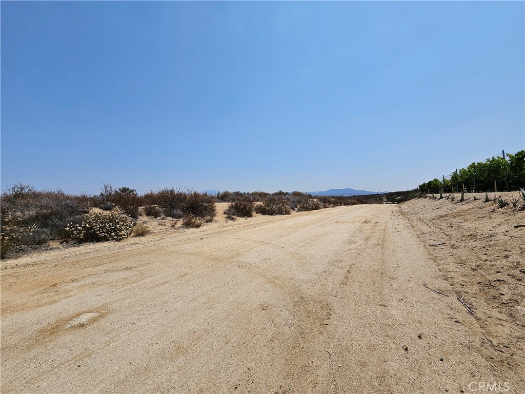 This beautiful 4.87 acre parcel is located just outside of the Glenoak Hills HOA on a well maintained dirt road. With spectacular views and a private winery right across the street you could not ask for a better location to build your custom home.  Come have a look or contact the broker for a private showing.