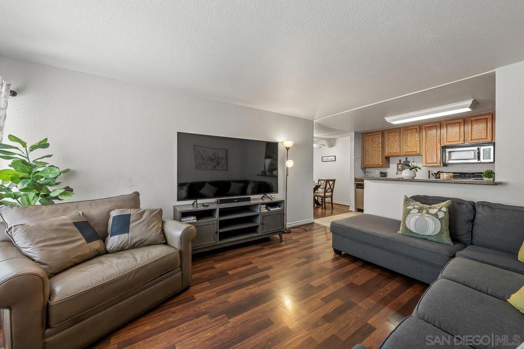 1845 Bayview Heights DR