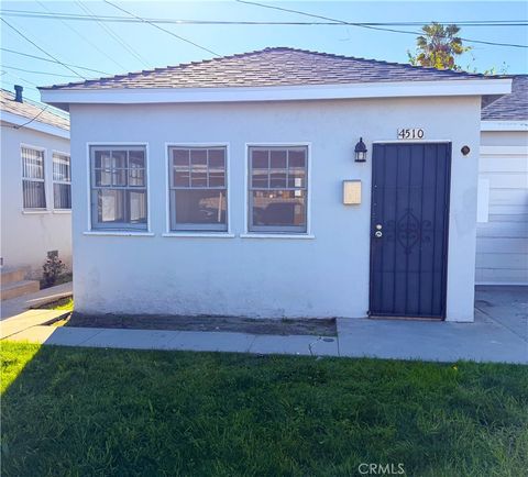 Photo of 4510 E Linsley St, Compton, CA 90221 (MLS # PW26010051)