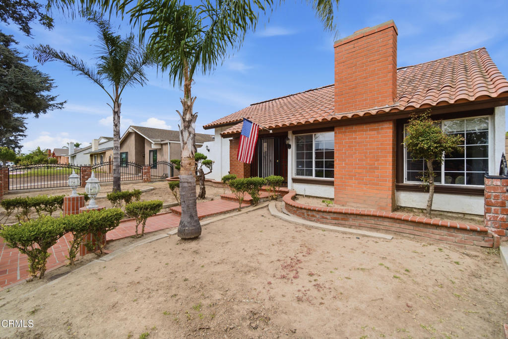 1131 Camelot Way