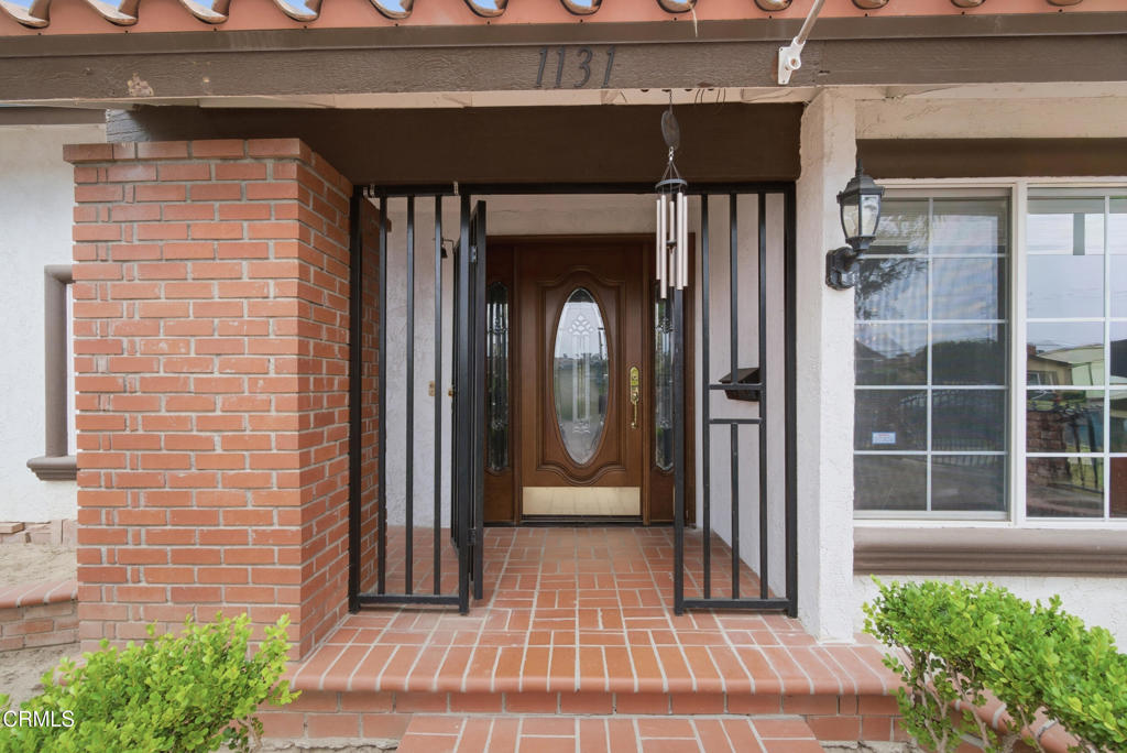 1131 Camelot Way