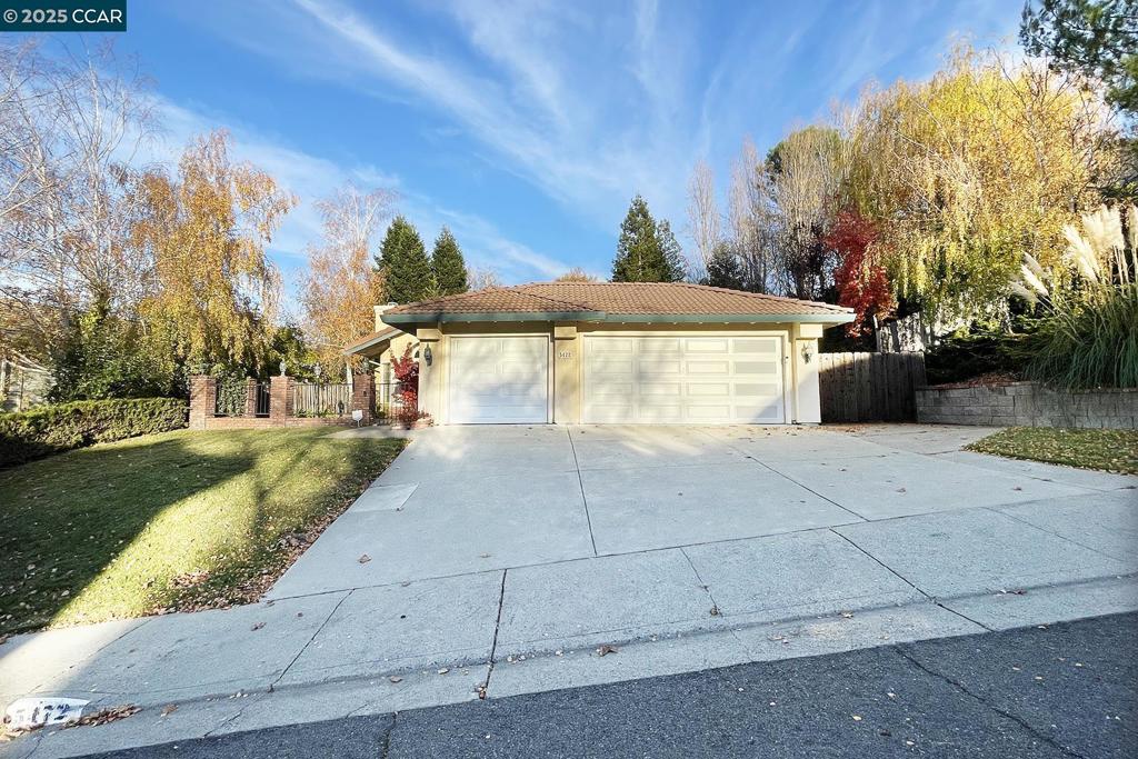 CASTRO HEIGHTS - Residential