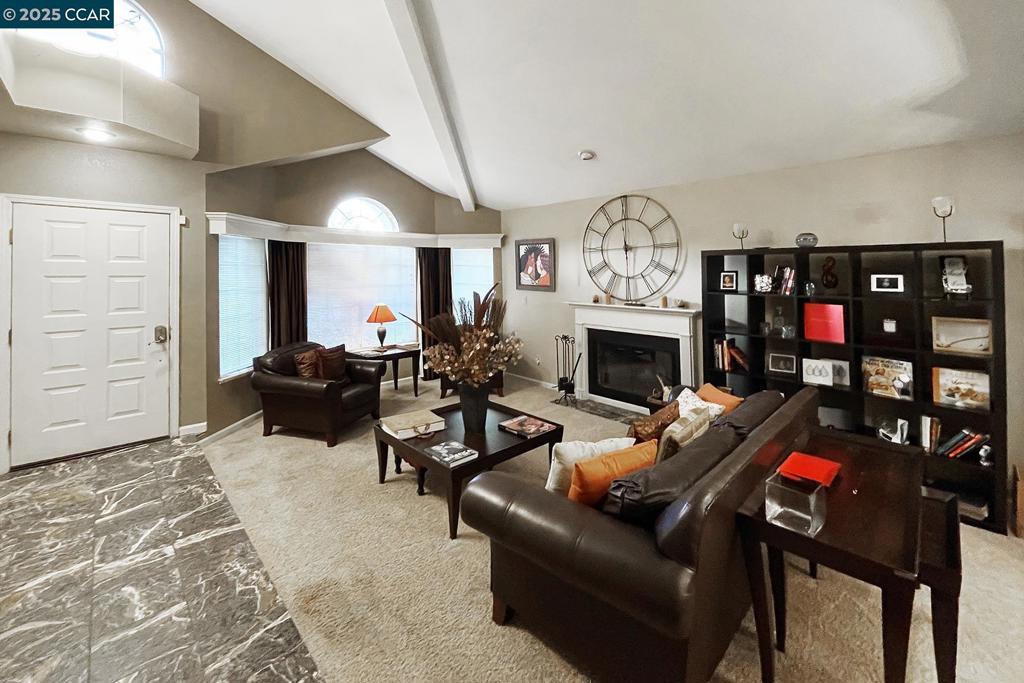 CASTRO HEIGHTS - Residential