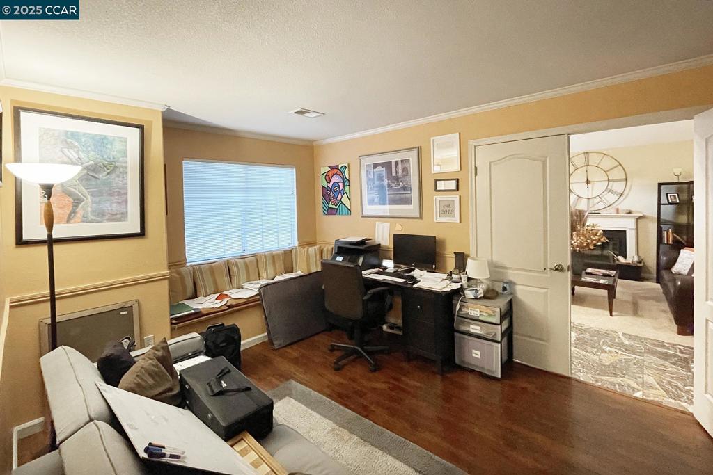 CASTRO HEIGHTS - Residential