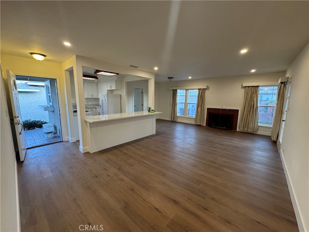 El Palacio Condo (ELPC) - Residential Lease