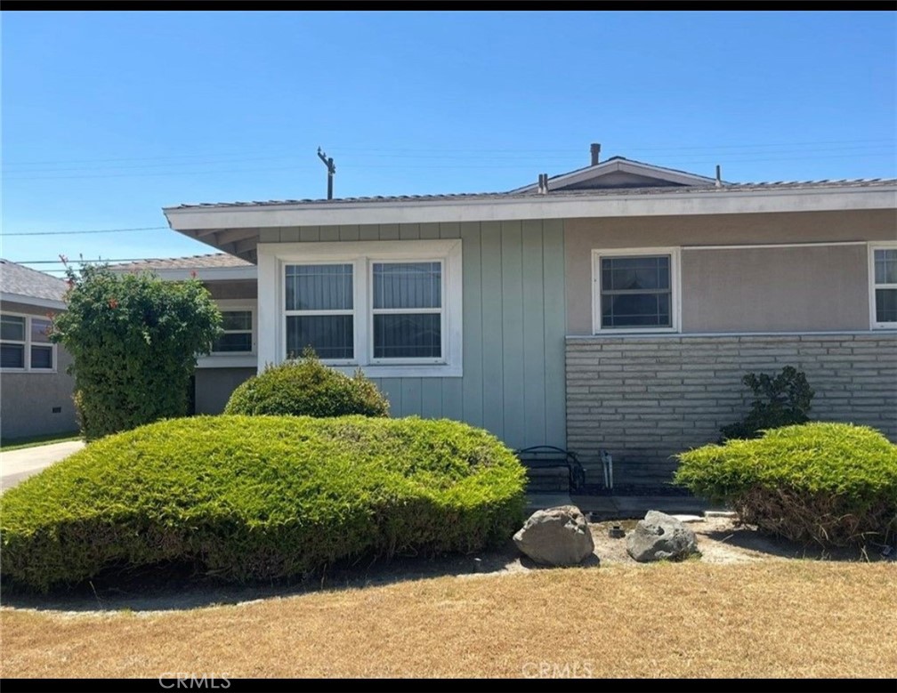 El Palacio Condo (ELPC) - Residential Lease