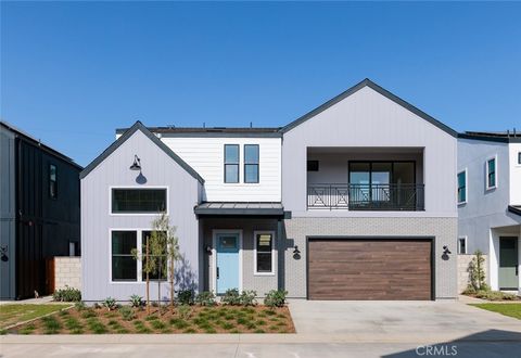 Photo of 18012 Hazel Court, Fountain Valley, CA 92708 (MLS # OC25141878)