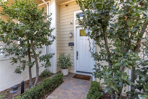 Photo of 4812 Ben Ave Ave, Valley Village, CA 91607 (MLS # SR25217471) Photo of 4812 Ben Ave Ave, Valley Village, CA 91607 (MLS # SR25217471)