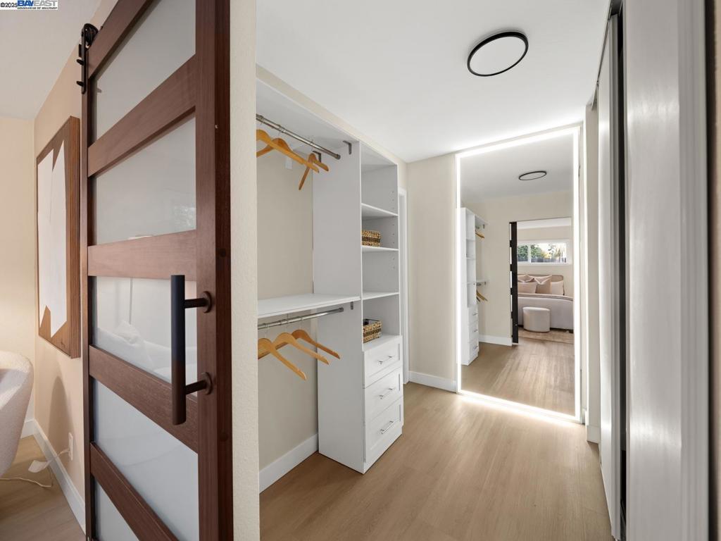 UPPER B STREET - Residential