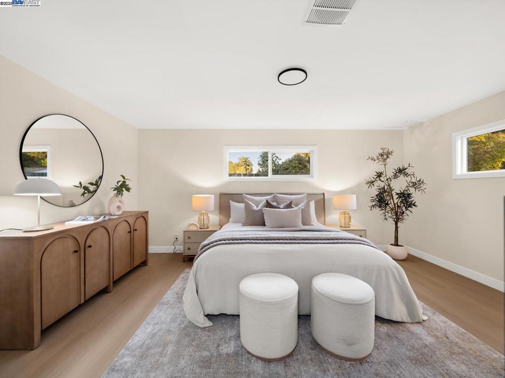 UPPER B STREET - Residential