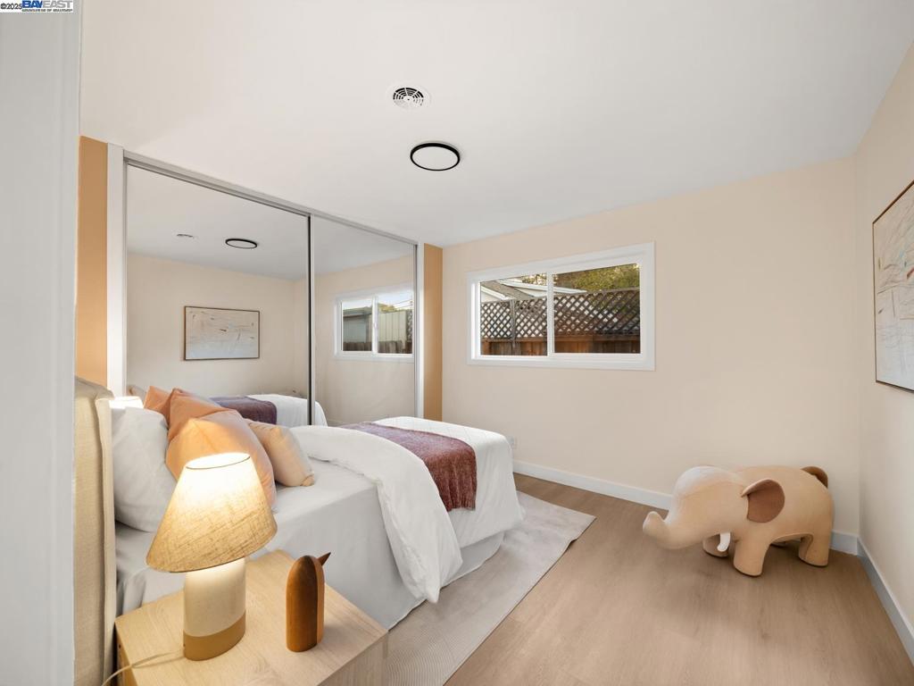 UPPER B STREET - Residential