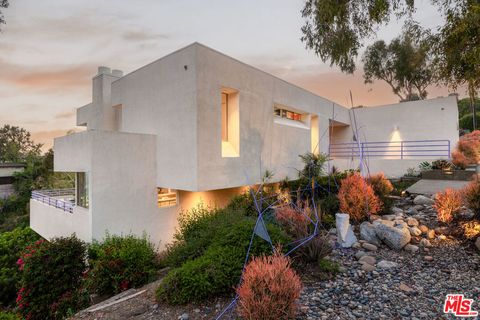 Photo of 12268 Canna Road, Los Angeles, CA 90049 (MLS # 26666943)