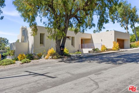 Photo of 12268 Canna Road, Los Angeles, CA 90049 (MLS # 26666943)
