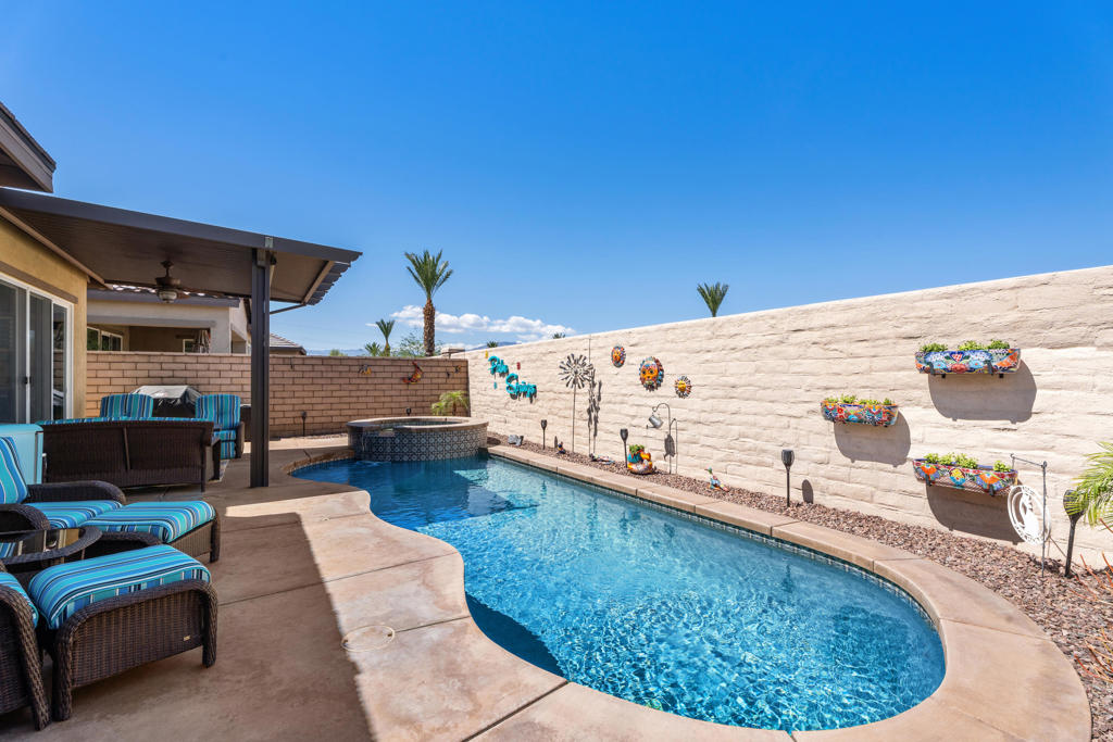 FourSeasonsTerraLago - Residential